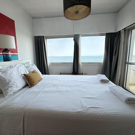 2Br Seafront Apt In City Center With Community Pool Ларнака Екстер'єр фото